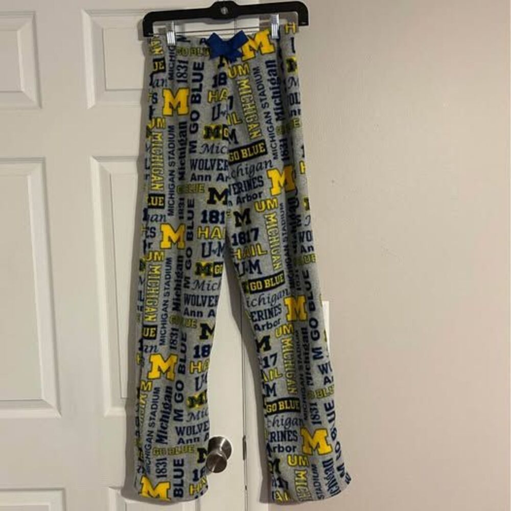 Michigan Wolverines Women’s S Fleece Pajama Pants U of M Go Blue Gray Maize